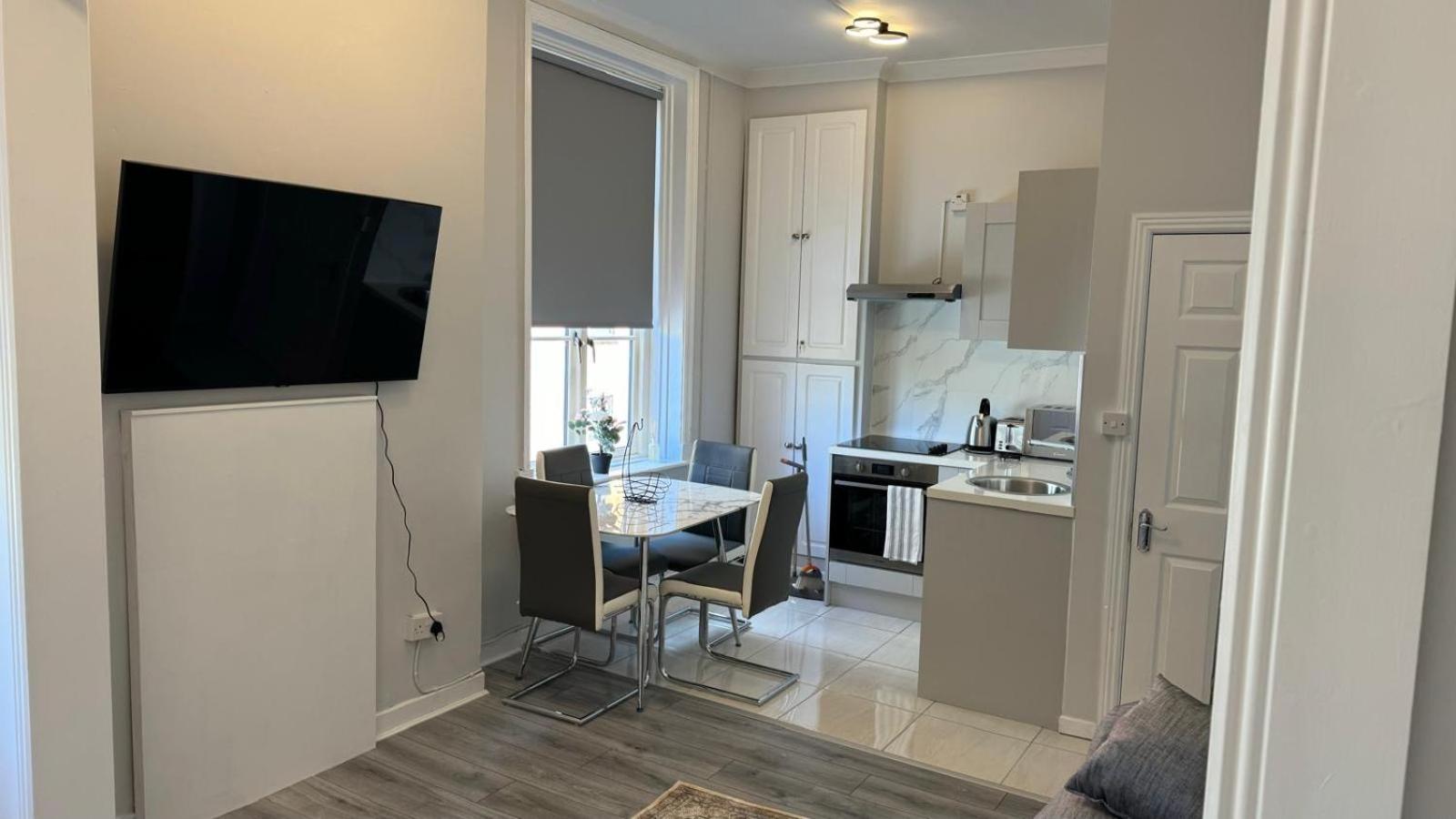 Modern 2-Bedroom Apartment-Dublin City Eksteriør billede