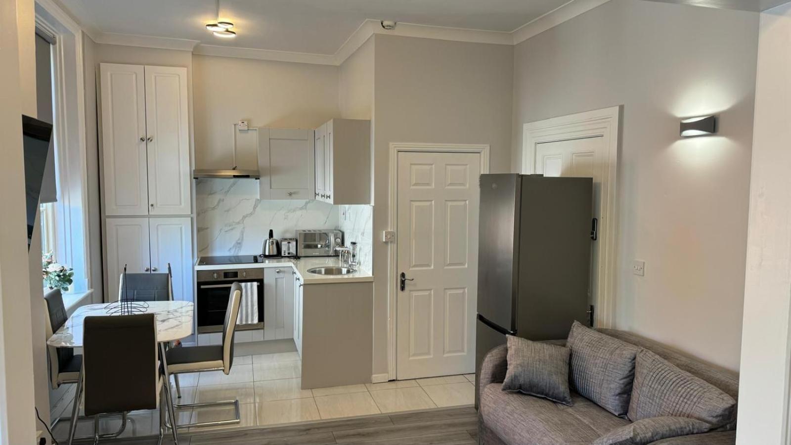 Modern 2-Bedroom Apartment-Dublin City Eksteriør billede