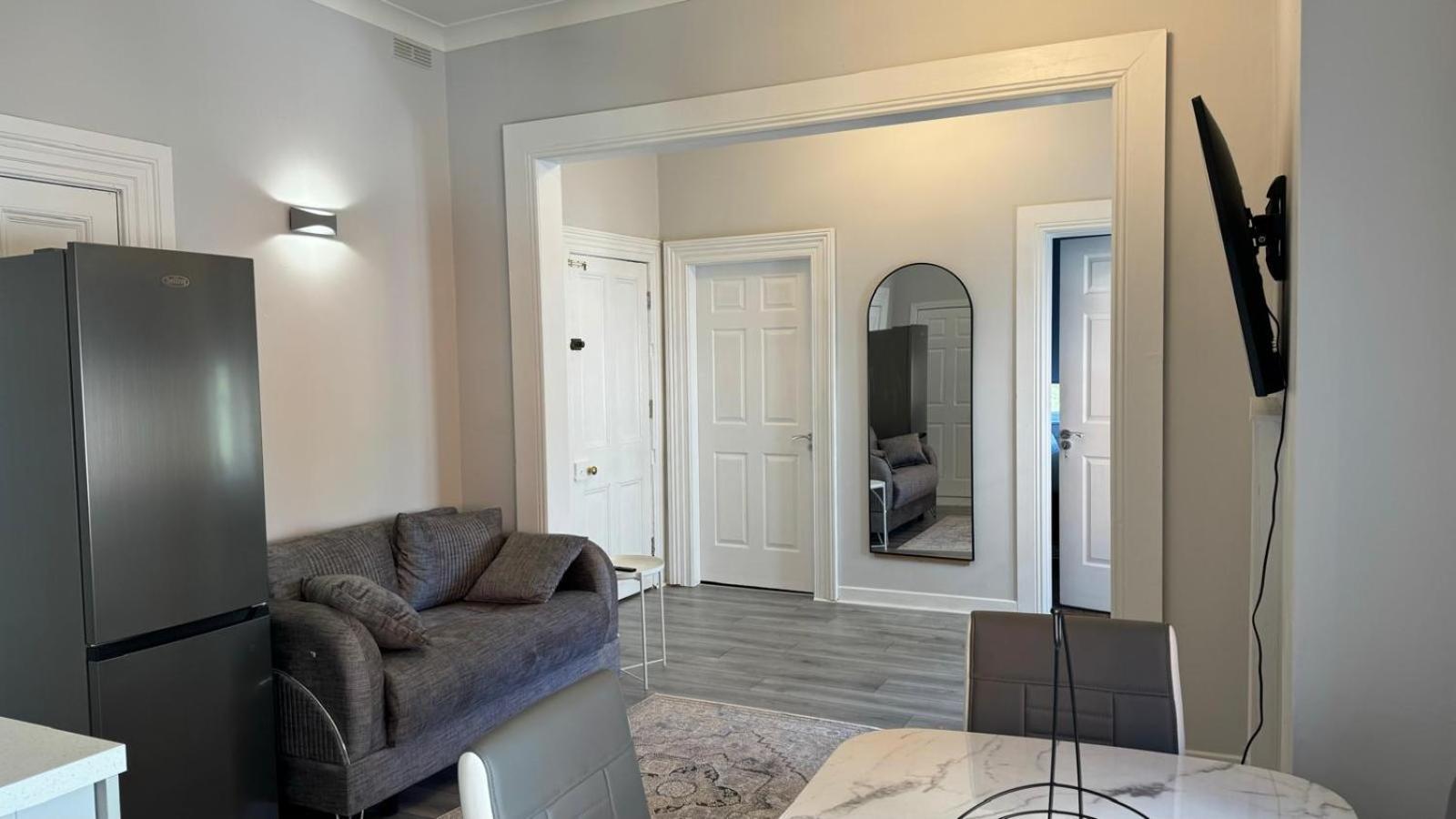 Modern 2-Bedroom Apartment-Dublin City Eksteriør billede